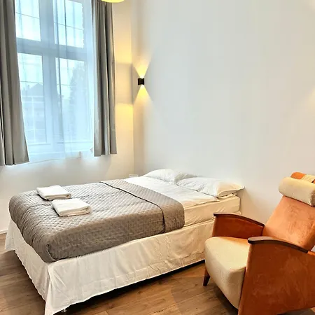 Heaven Homes - 15 Gehmin Bis Zur Innenstadt Homestay
